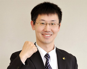 合志校校長 荒牧 滋